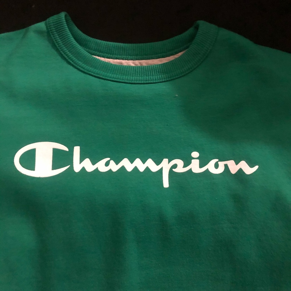 Men’s Brand New Champions long sleeve shirt.